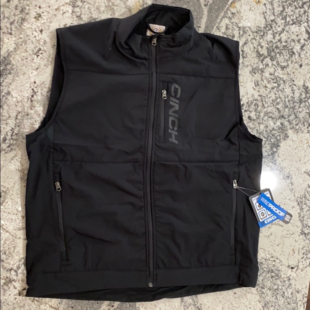 Men’s cinch vest